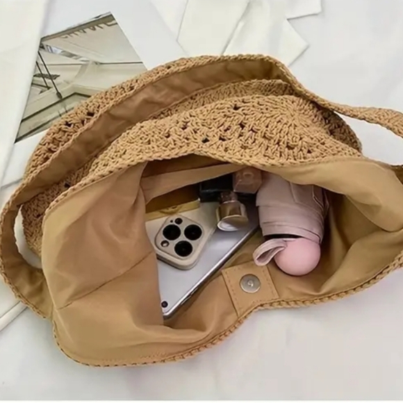 Crochet Floral Pattern Shoulder Bag - Picture 3 of 4